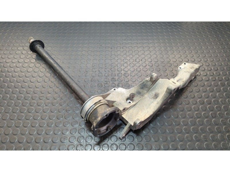 Recambio de transmision delantera derecha para mercedes-benz vito (w638) caja cerrada 2.3 diesel referencia OEM IAM 6011550735B 