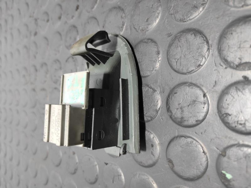 Recambio de mando elevalunas trasero derecho para audi allroad quattro (4b5) 2.5 tdi (132kw) referencia OEM IAM 4B0959855  