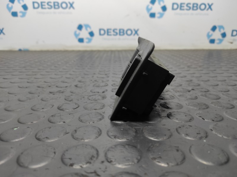 Recambio de mando elevalunas delantero izquierdo para audi allroad quattro (4b5) 2.5 tdi (132kw) referencia OEM IAM 4B0959851  