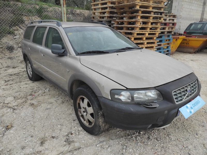 volvo xc70 del año 2000