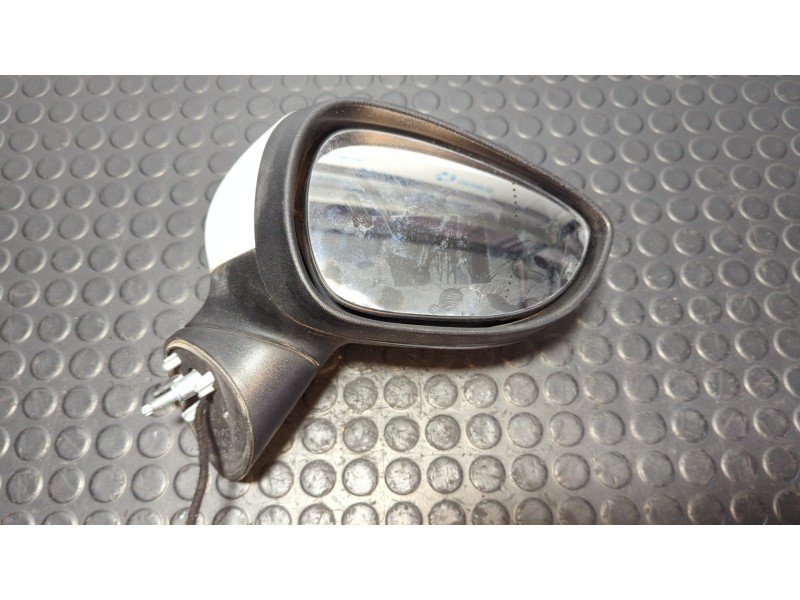 Recambio de retrovisor derecho para ford fiesta (ccn) black edition referencia OEM IAM 024704  