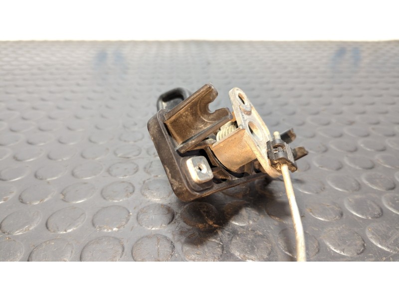Recambio de maneta interior trasera derecha para fiat doblo 1.6 jtdm 16v cat referencia OEM IAM 2242453  