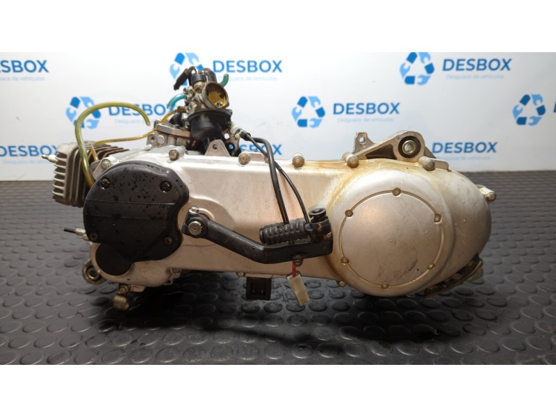 Recambio de motor para piaggio (vespa) typhoon (tph) 50 referencia OEM IAM C216M  
