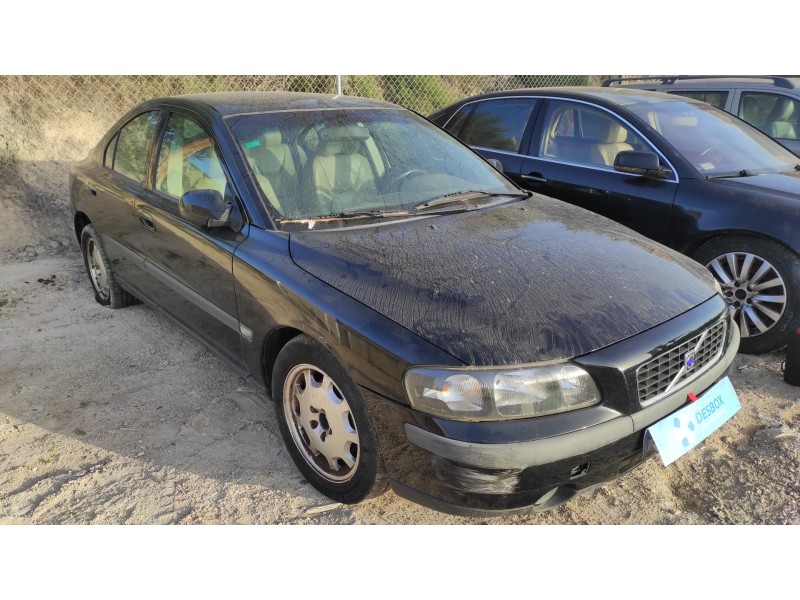 volvo s60 berlina del año 2001