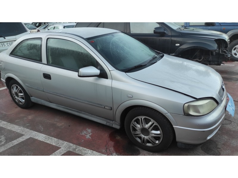 opel astra g berlina del año 1999