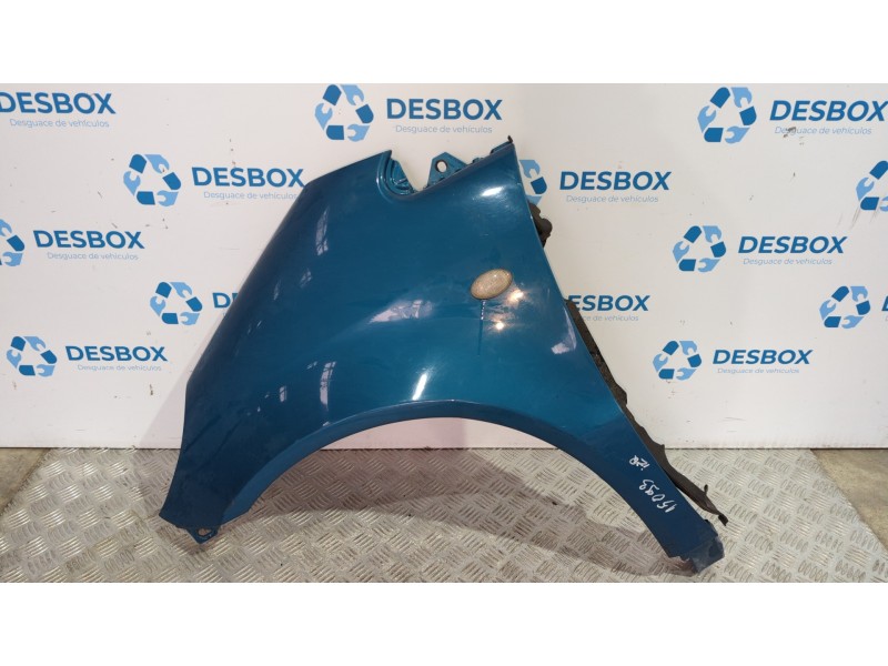 Recambio de aleta delantera izquierda para mercedes-benz clase a (w168) 1.6 cat referencia OEM IAM 1688800718  