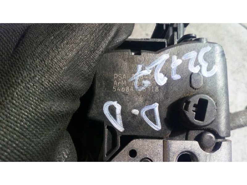 Recambio de cerradura puerta delantera derecha para citroen berlingo cuadro 1.6 16v hdi referencia OEM IAM 5468A1081I8  