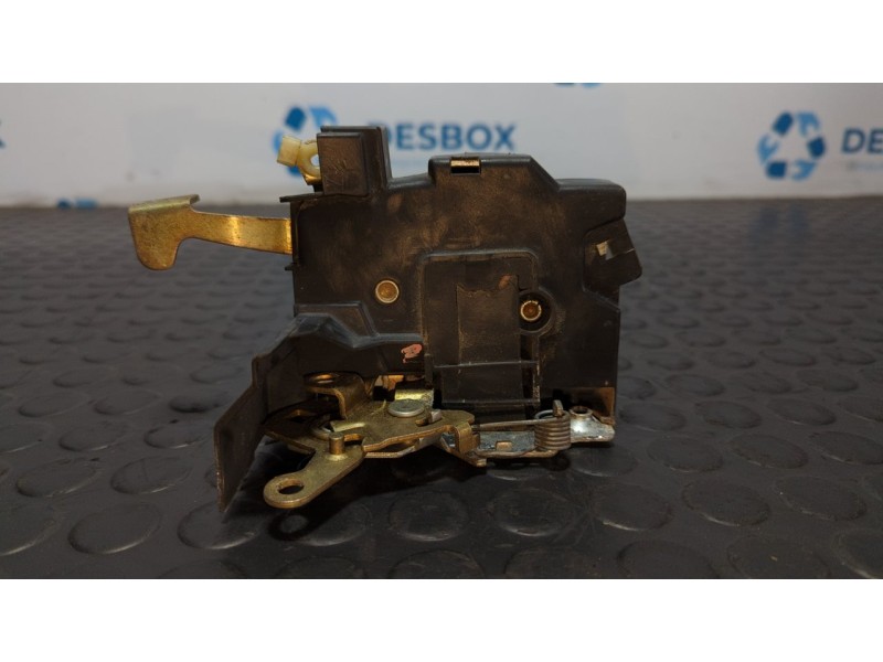 Recambio de cerradura puerta delantera izquierda para bmw serie 5 berlina (e34) 2.4 turbodiesel referencia OEM IAM 81057810  