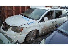 lancia voyager (404) del año 2012