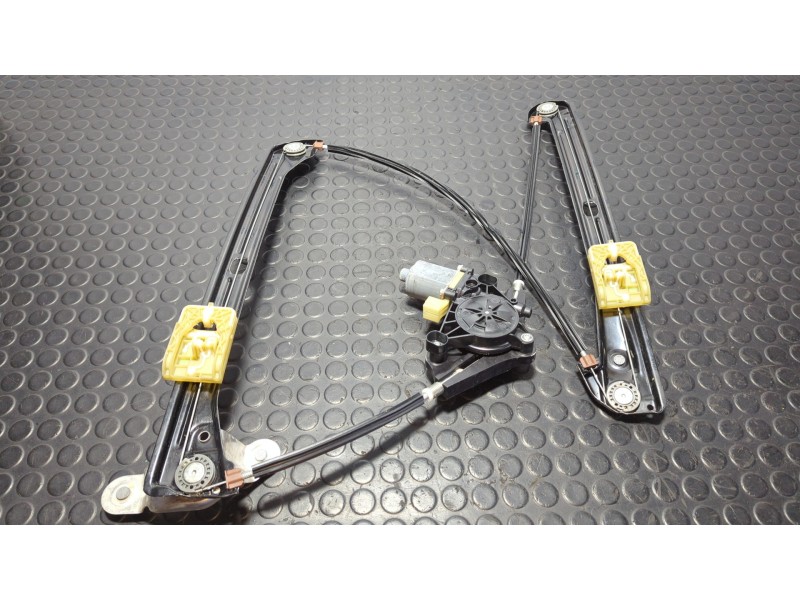 Recambio de elevalunas delantero izquierdo para volkswagen golf vii lim. 1,4 tsi referencia OEM IAM 5Q0959801B  