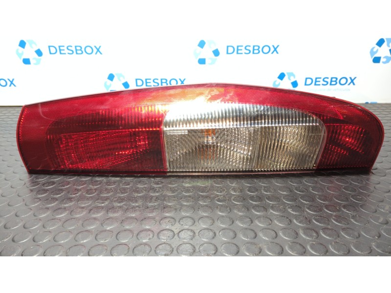 Recambio de piloto trasero derecho para mercedes-benz vito (w639) basic, combi 2.2 cdi referencia OEM IAM 96467000  