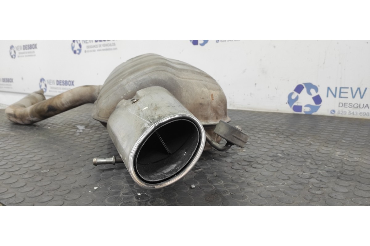 Recambio de tubo escape trasero para mercedes-benz clase c (w204) berlina 2.2 cdi cat referencia OEM IAM A2044911601  