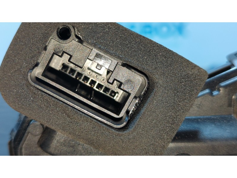 Recambio de cerradura puerta delantera izquierda para volkswagen polo 1.0 tsi referencia OEM IAM 5TB837015A  