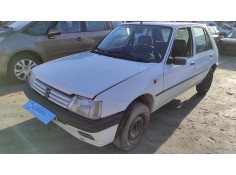 peugeot 205 berlina del año 1998 2