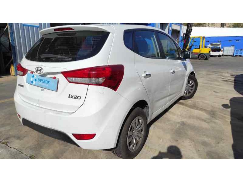 Recambio de puerta trasera derecha para hyundai ix20 1.4 crdi referencia OEM IAM   