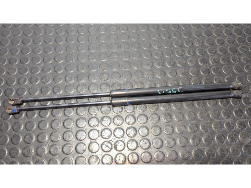 Recambio de amortiguadores maletero / porton para audi a3 sportback (8p) 2.0 fsi ambiente referencia OEM IAM 8P4827552B  