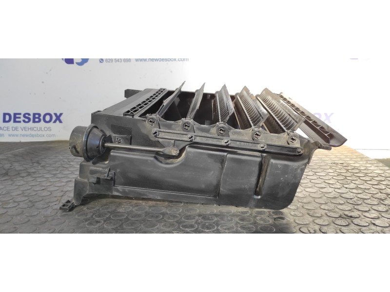Recambio de panel frontal para bmw serie 3 berlina (e46) 2.0 16v diesel cat referencia OEM IAM 157048048  