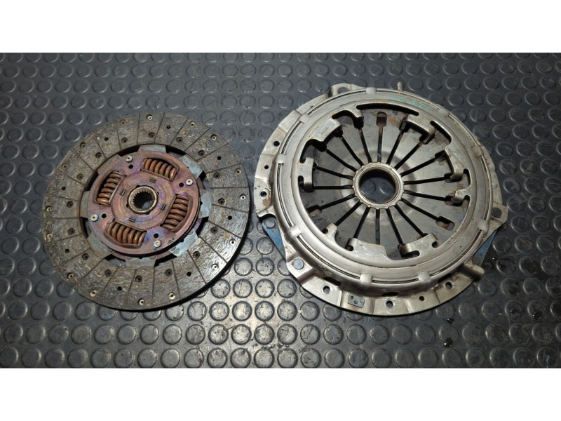 Recambio de kit embrague para mitsubishi montero (v80/v90) 3.2 di-d intense (5-ptas.) referencia OEM IAM   