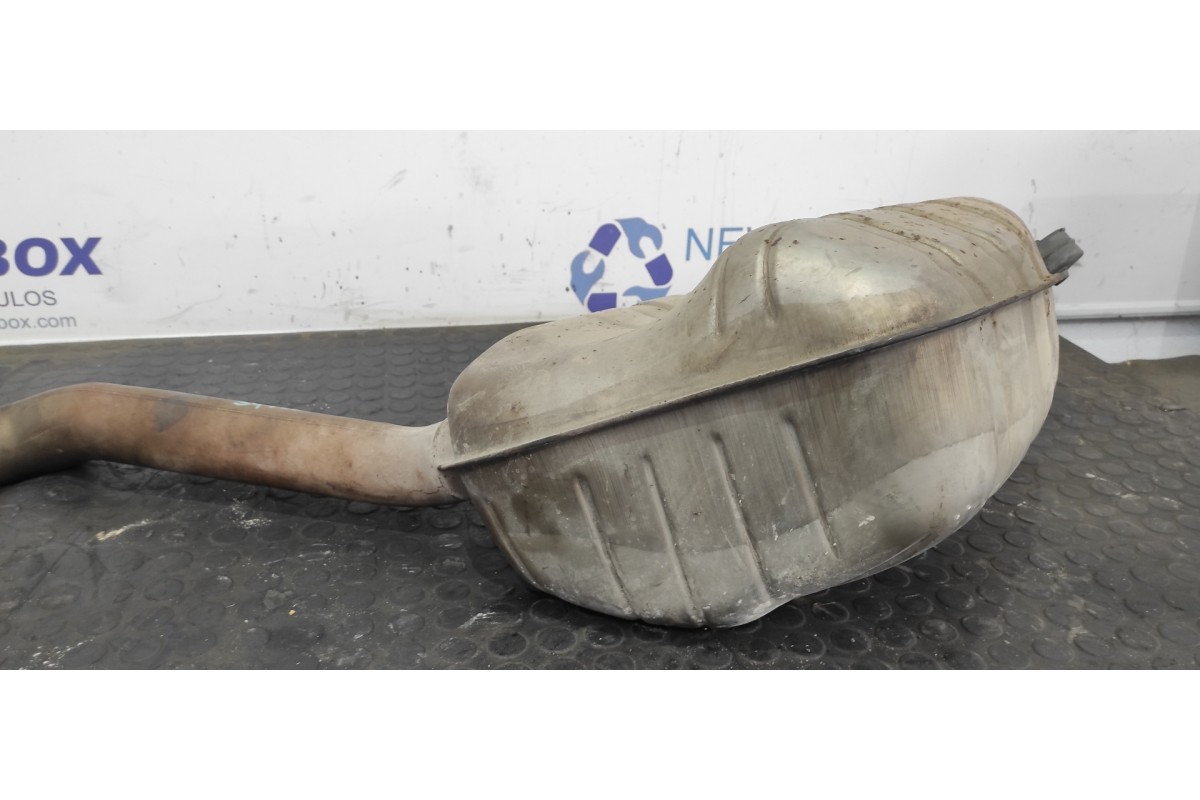 Recambio de tubo escape trasero para mercedes-benz clase c (w204) berlina 2.2 cdi cat referencia OEM IAM A2044911601  