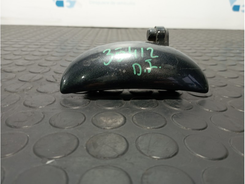 Recambio de maneta delantera izquierda para toyota aygo (kgb/wnb) city referencia OEM IAM PA6GF30  