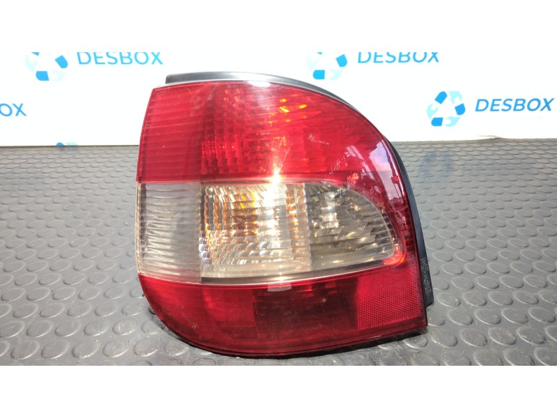 Recambio de piloto trasero izquierdo para renault megane i scenic (ja0) referencia OEM IAM 2341  