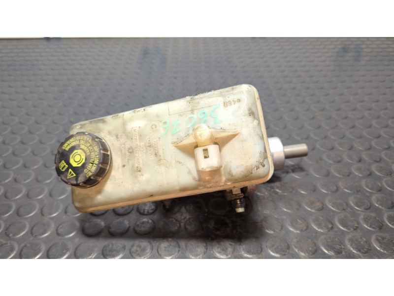 Recambio de bomba freno para opel vivaro 2.5 dti / cdti cat (g9u-730 / lj9) referencia OEM IAM 32067008C  
