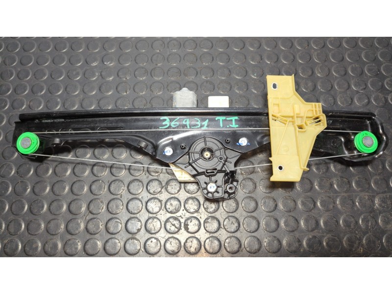 Recambio de elevalunas trasero derecho para citroen grand c4 spacetourer b 1.5 hdi referencia OEM IAM 9825709980  