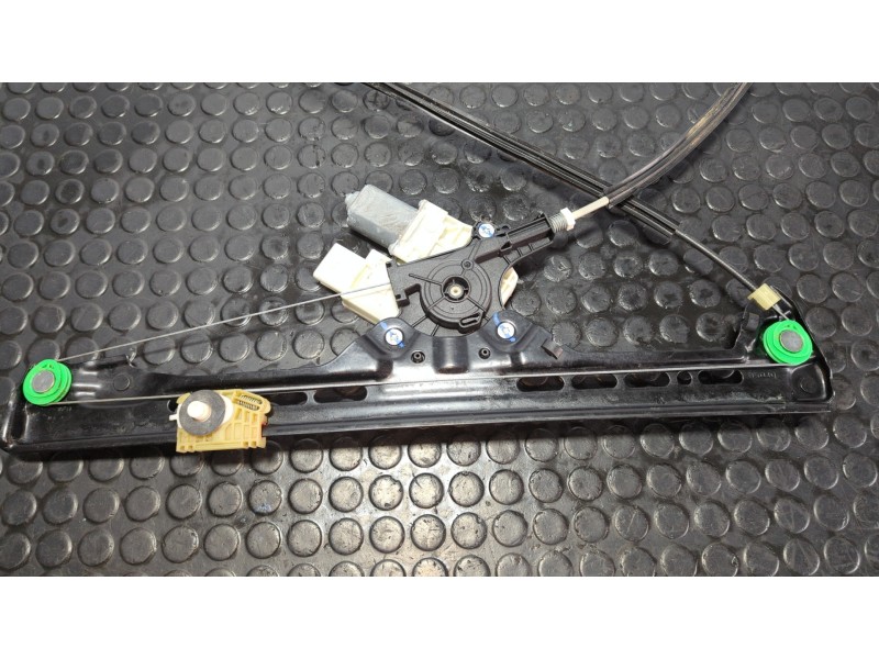 Recambio de elevalunas delantero derecho para citroen grand c4 spacetourer b 1.5 hdi referencia OEM IAM 9826076280  