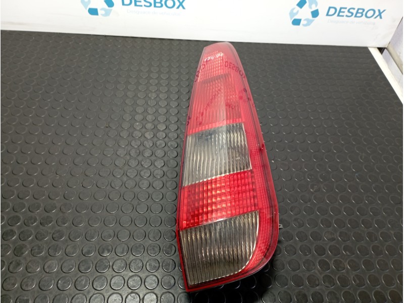 Recambio de piloto trasero derecho para ford fiesta (cbk) referencia OEM IAM 2S6113A602B  