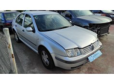 volkswagen bora berlina (1j2) del año 2001