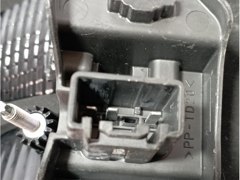 Recambio de piloto porton izquierdo para ford c-max (cb3) 1.6 tdci referencia OEM IAM AM5113A603BF  