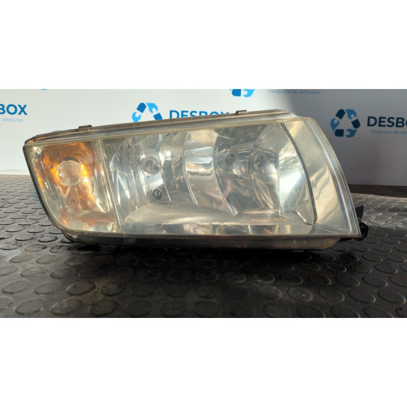 Recambio de faro derecho para skoda fabia (6y2/6y3) urban line referencia OEM IAM 246366  