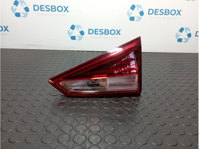 Recambio de piloto porton derecho para seat arona arona 1.0 tsi referencia OEM IAM R1Y02  