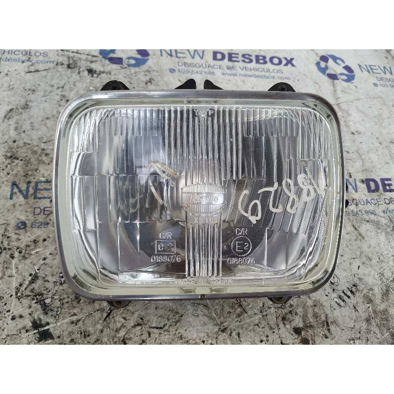 Recambio de faro derecho para mitsubishi l 300 (p00) caja cerr. largo, techo elev. referencia OEM IAM 0188076  