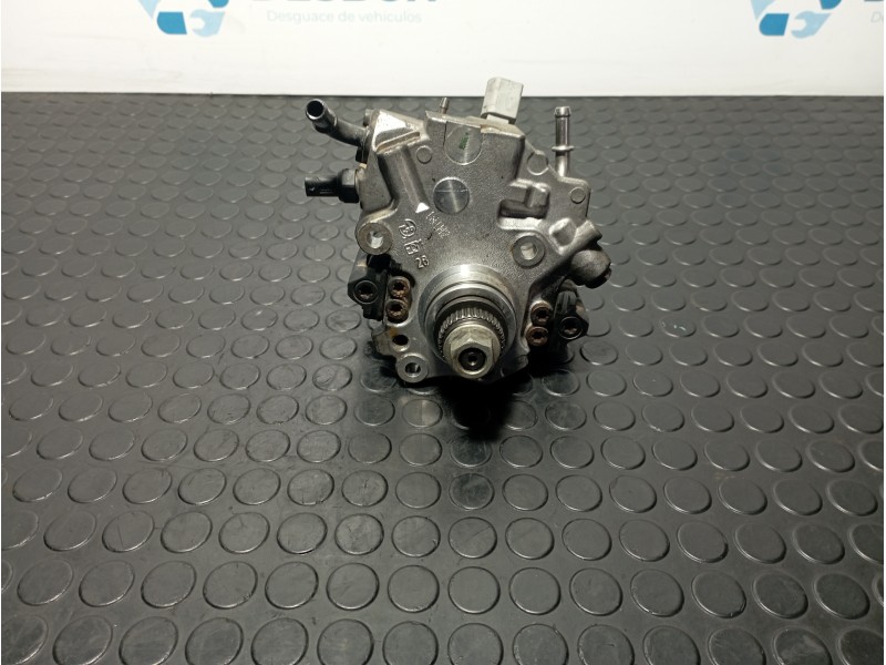 Recambio de bomba inyeccion para mercedes-benz vito (w639) basic, combi 2.2 cdi referencia OEM IAM A6510701201  