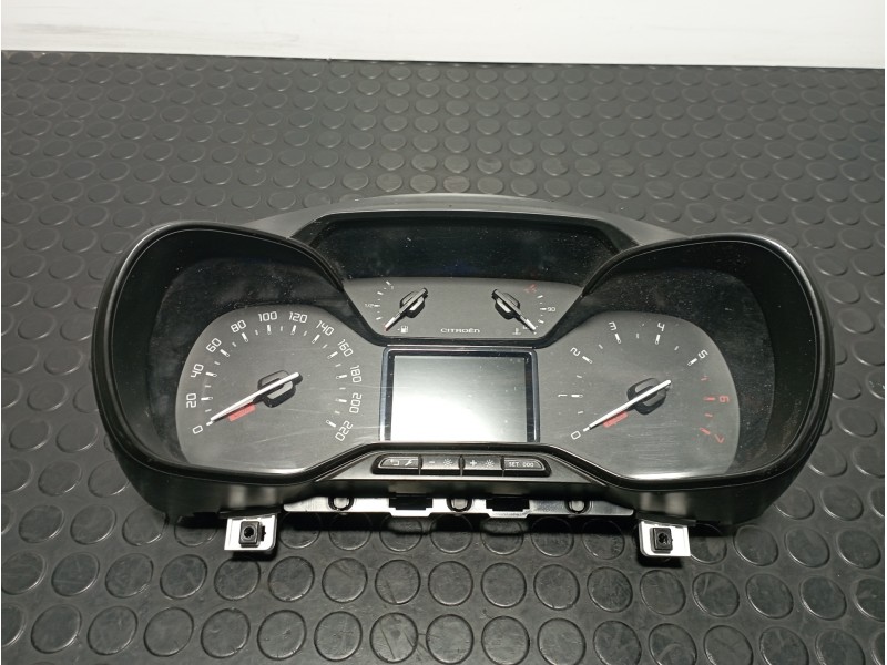 Recambio de cuadro instrumentos para citroen c3 1.2 puretech 82 referencia OEM IAM 983214058000  
