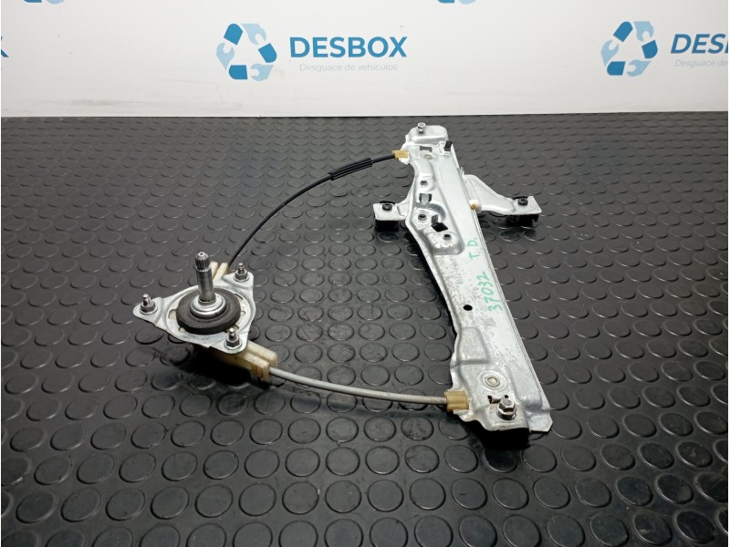Recambio de elevalunas trasero derecho para citroen c3 1.2 puretech 82 referencia OEM IAM 9815998280  