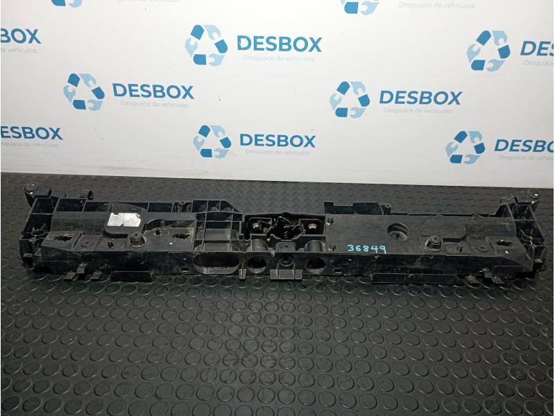 Recambio de soporte radiador para renault clio iv 1.2 referencia OEM IAM 625003860R  