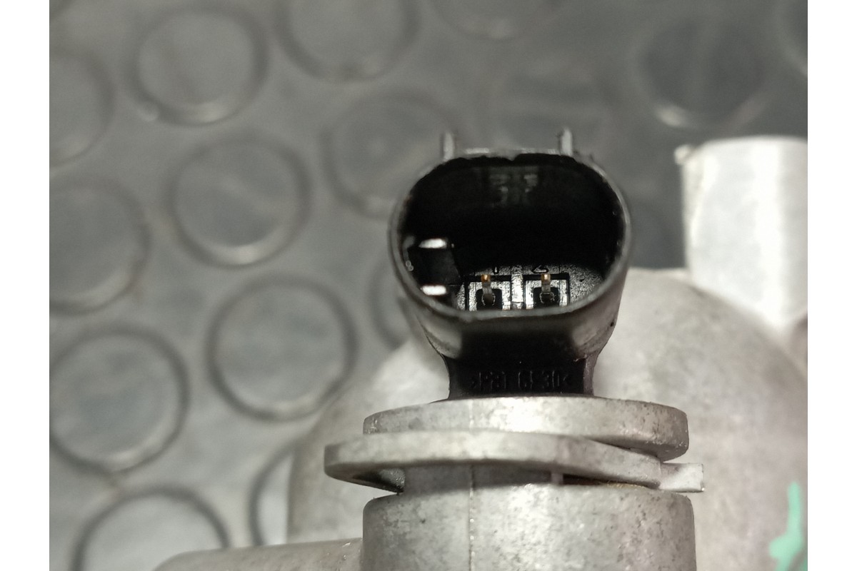 Recambio de termostato para mercedes-benz clase clk (w209) coupe 2.7 cdi 20v cat referencia OEM IAM A6112831175  