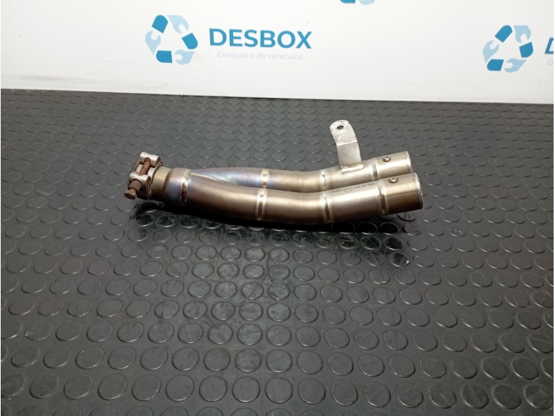 Recambio de tubo de escape para suzuki sfv650 sfv650 gladius referencia OEM IAM 92R010014  