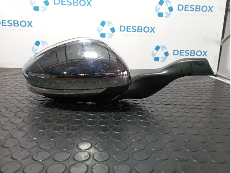 Recambio de retrovisor derecho para peugeot 208 1.2 puretech referencia OEM IAM 0211047  