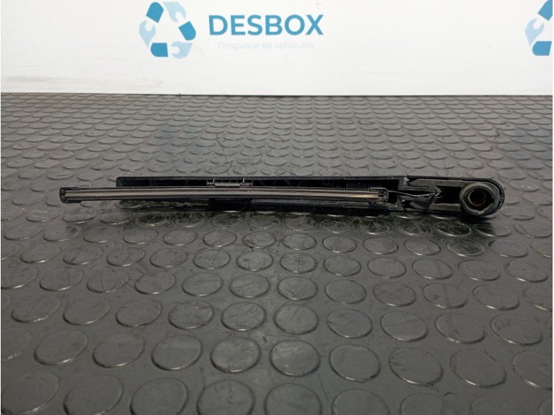 Recambio de brazo limpia trasero para renault clio iv 1.2 referencia OEM IAM 287806464R  