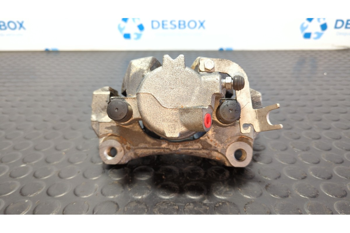 Recambio de pinza de freno delantera izquierda para audi a4 berlina (8w2) 2.0 tdi referencia OEM IAM 8W05DH  