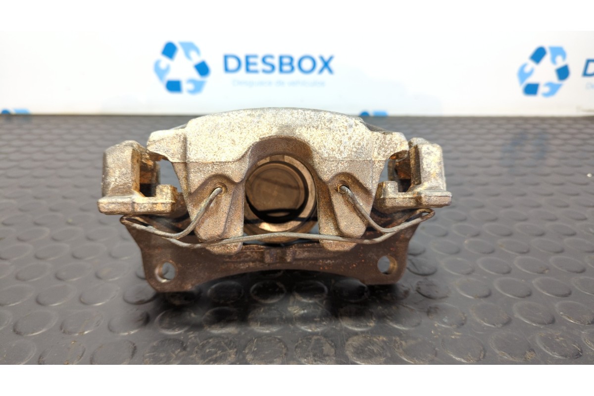 Recambio de pinza de freno delantera derecha para audi a4 berlina (8w2) 2.0 tdi referencia OEM IAM 8W06DH  