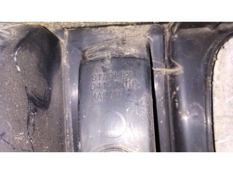 Recambio de piloto delantero izquierdo para mitsubishi l 300 (p00) caja cerr. largo, techo elev. referencia OEM IAM 0411760  