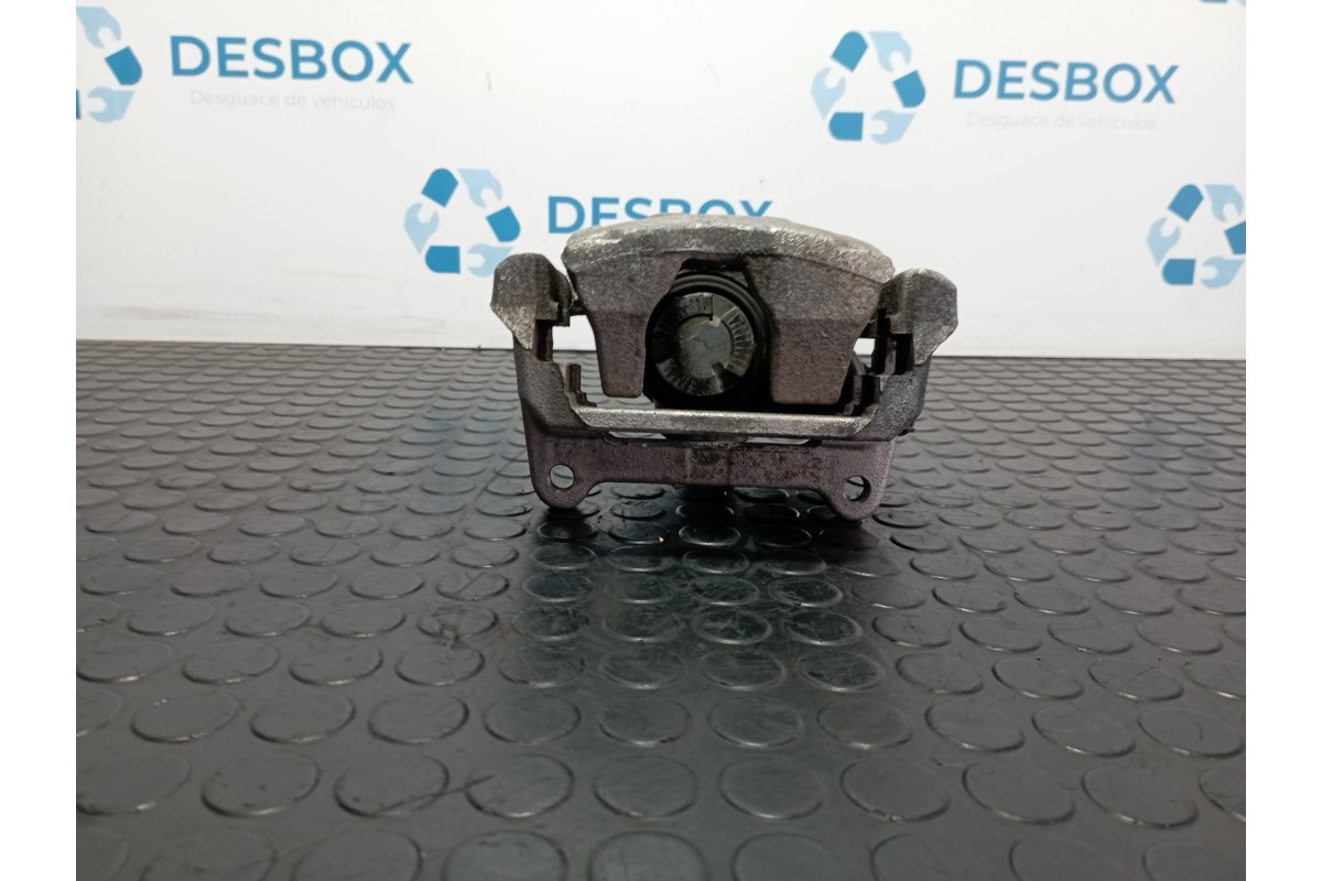 Recambio de pinza de freno trasera izquierda para audi a4 berlina (8w2) 2.0 tdi referencia OEM IAM 8W0405AT  