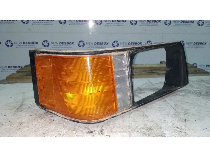 Recambio de piloto delantero derecho para mitsubishi l 300 (p00) caja cerr. largo, techo elev. referencia OEM IAM 0411760  