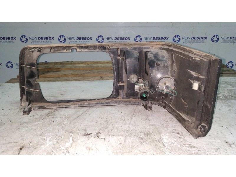 Recambio de piloto delantero derecho para mitsubishi l 300 (p00) caja cerr. largo, techo elev. referencia OEM IAM 0411760  