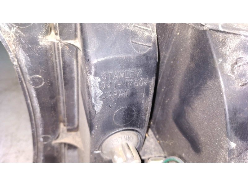 Recambio de piloto delantero derecho para mitsubishi l 300 (p00) caja cerr. largo, techo elev. referencia OEM IAM 0411760  
