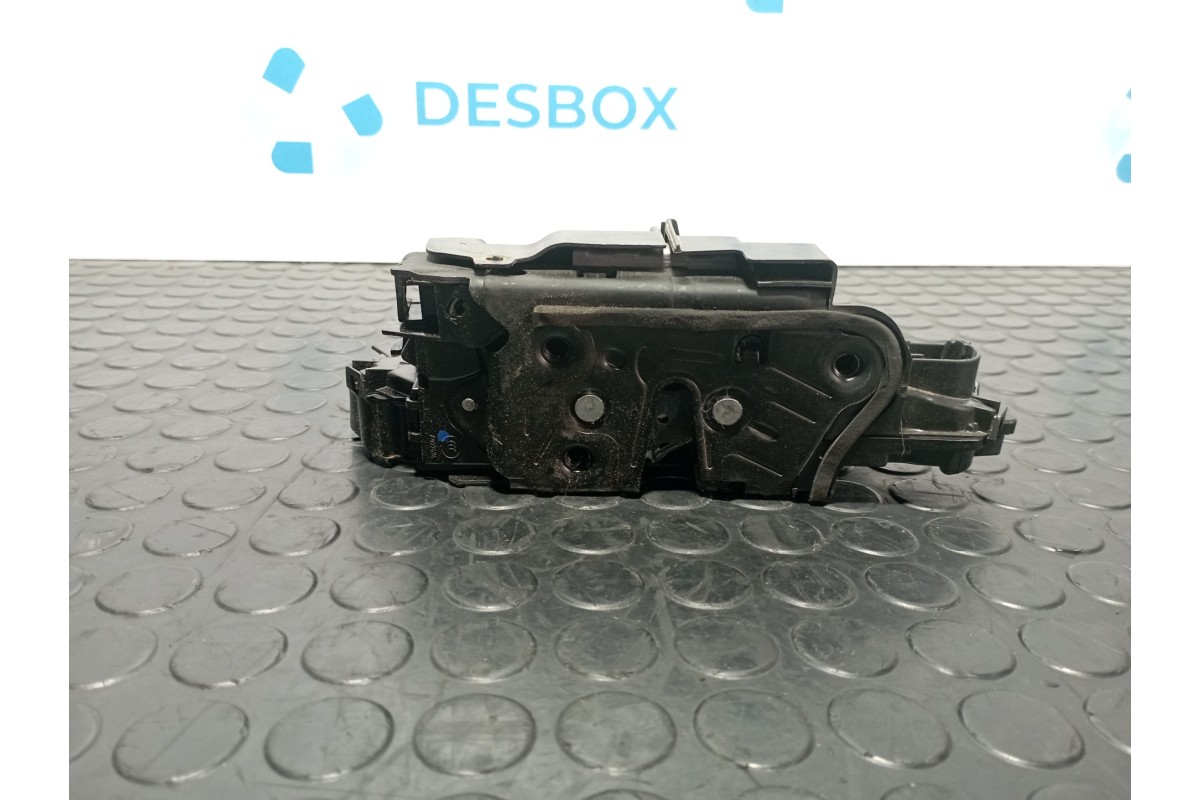 Recambio de cerradura puerta delantera izquierda para volkswagen tiguan 2.0 tdi referencia OEM IAM 5NB837015C  